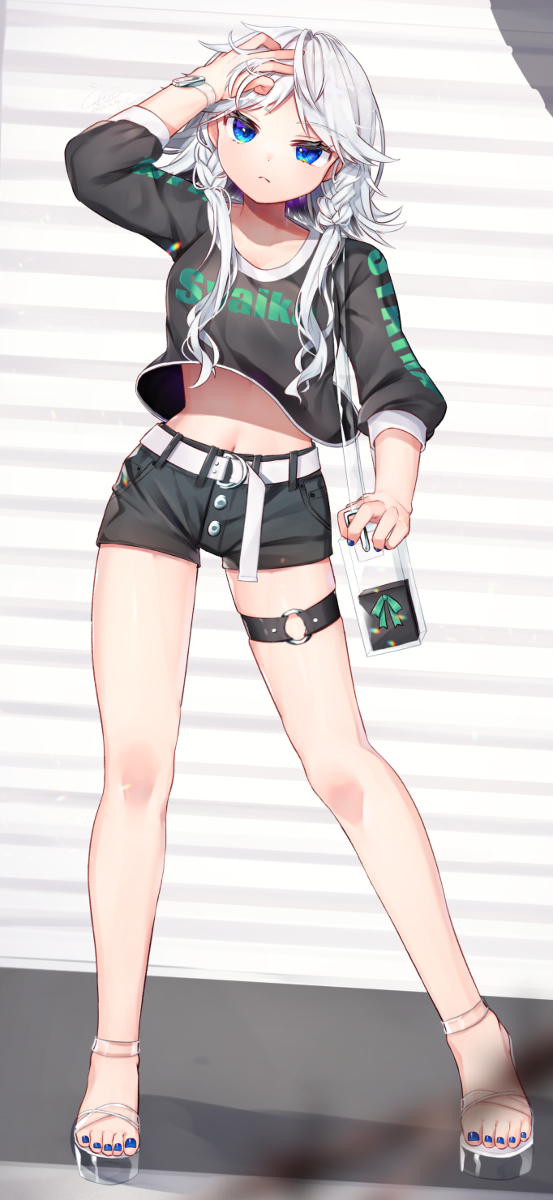 This is a pixiv picture whose title is 現代服風咲夜さん.