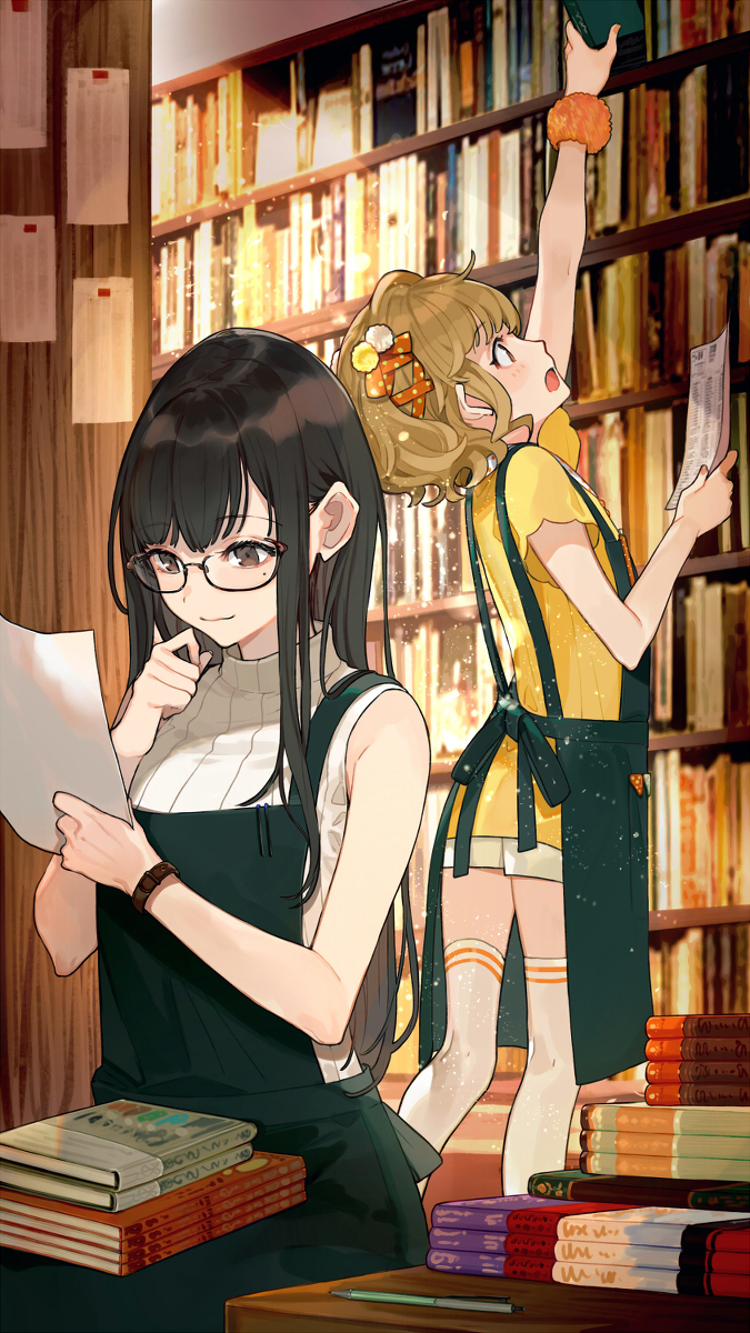 This is a pixiv picture whose title is 黒髪メガネの先輩と元気な後輩ちゃん。.