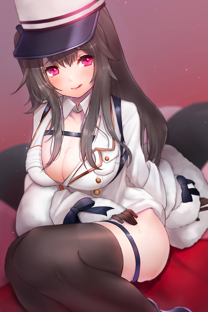 This is a pixiv picture whose title is 「なに指揮官、我慢できないの？」.