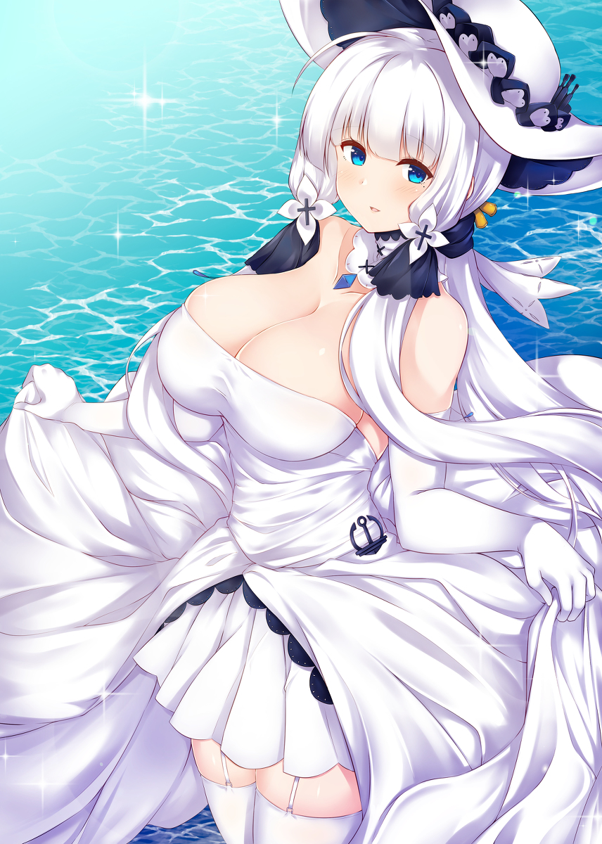 This is a pixiv picture whose title is 【アズレン】しんすいび！【イラストリアス】.