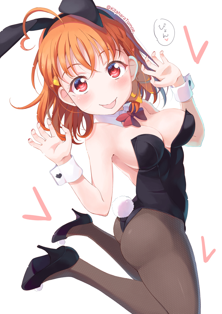 This is a pixiv picture whose title is 🍊息抜きに自分の趣味全開で描いた千歌ちゃん🐇.