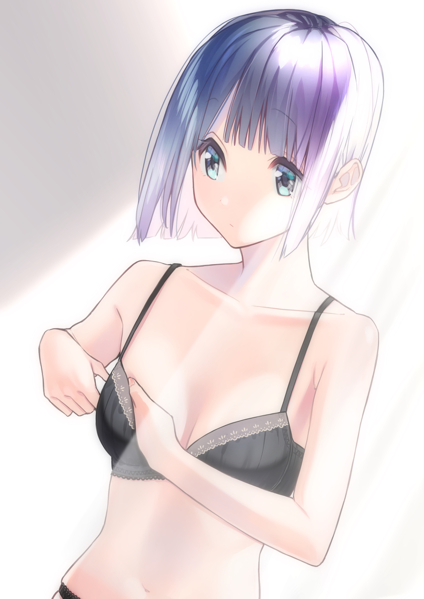 This is a pixiv picture whose title is 朝の支度.