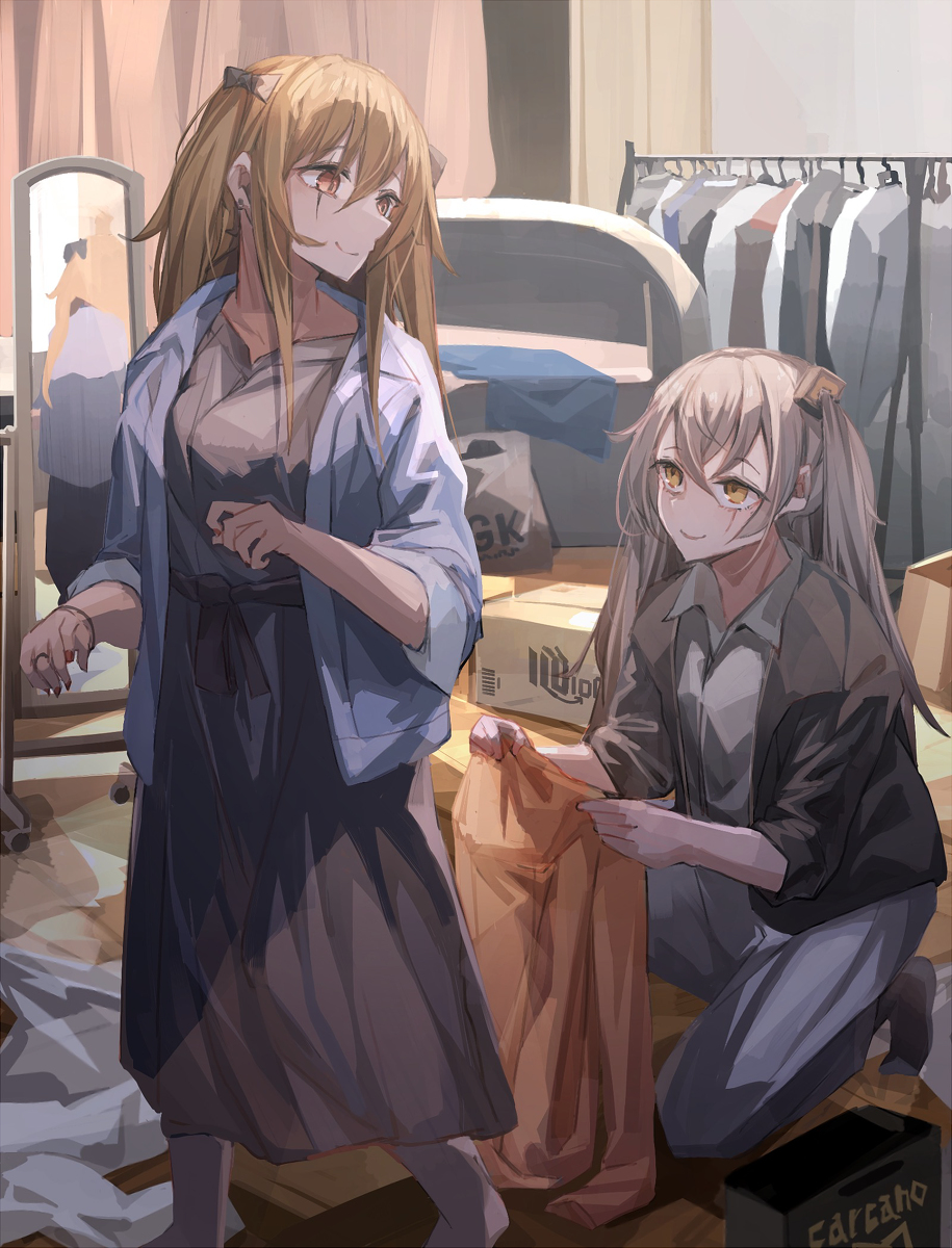 This is a pixiv picture whose title is fashion show.