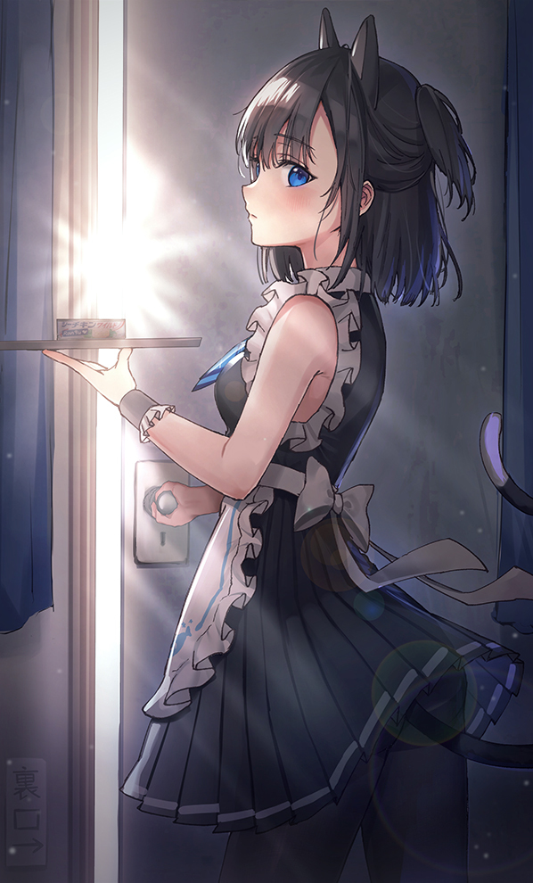 This is a pixiv picture whose title is お店の裏では….