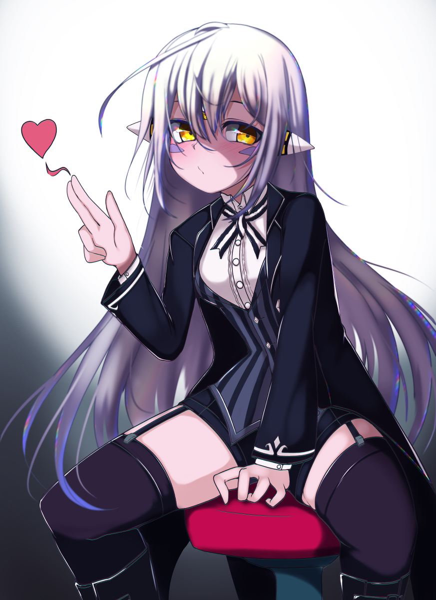 This is a pixiv picture whose title is eevee.