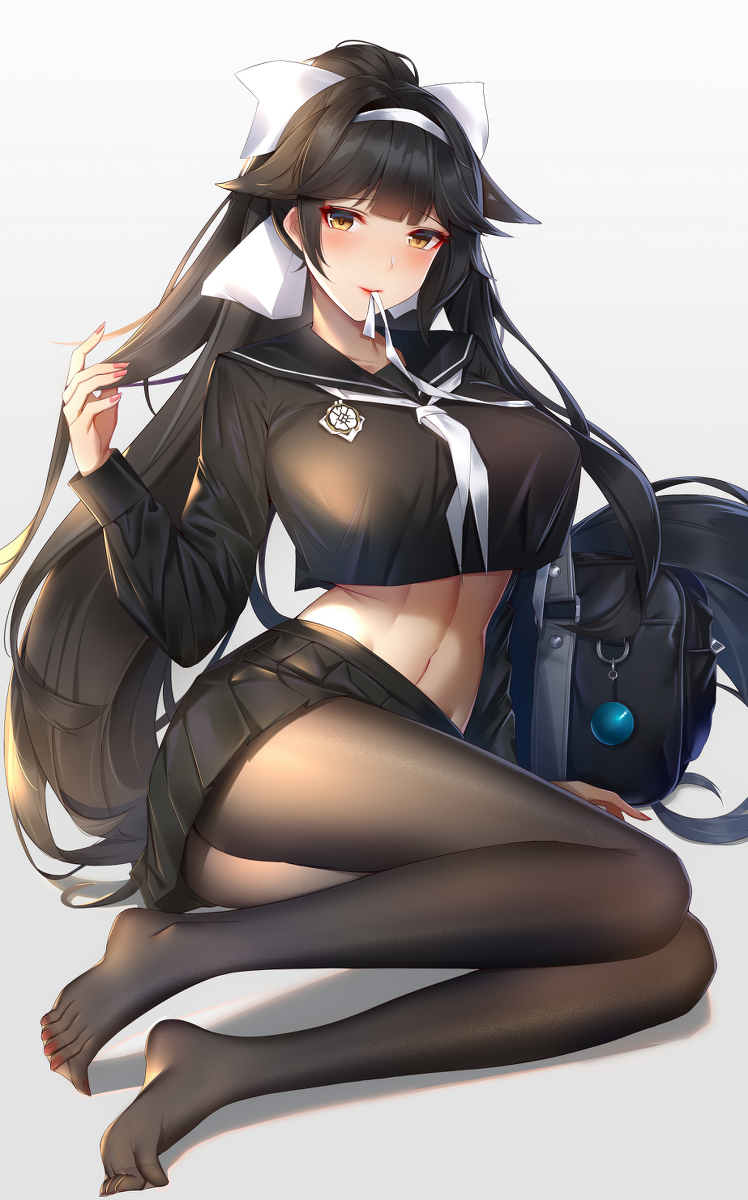This is a pixiv picture whose title is 高雄校服.