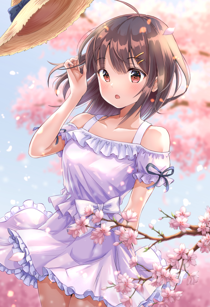 This is a pixiv picture whose title is 桜の少女.