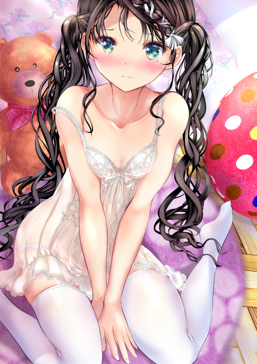 This is a pixiv picture whose title is スリップの女の子.