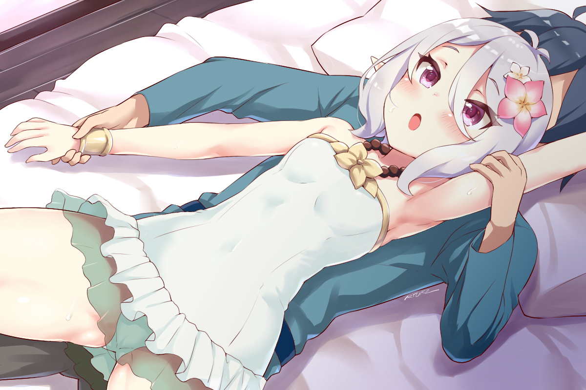 This is a pixiv picture whose title is コッコロママと一緒に背泳ぎの練習をしたい.