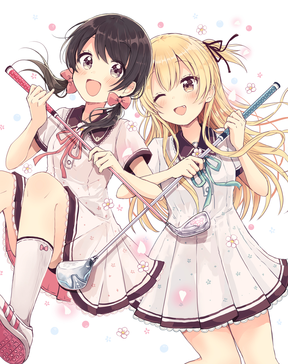 This is a pixiv picture whose title is 『すいんぐ!!』①巻発売！.