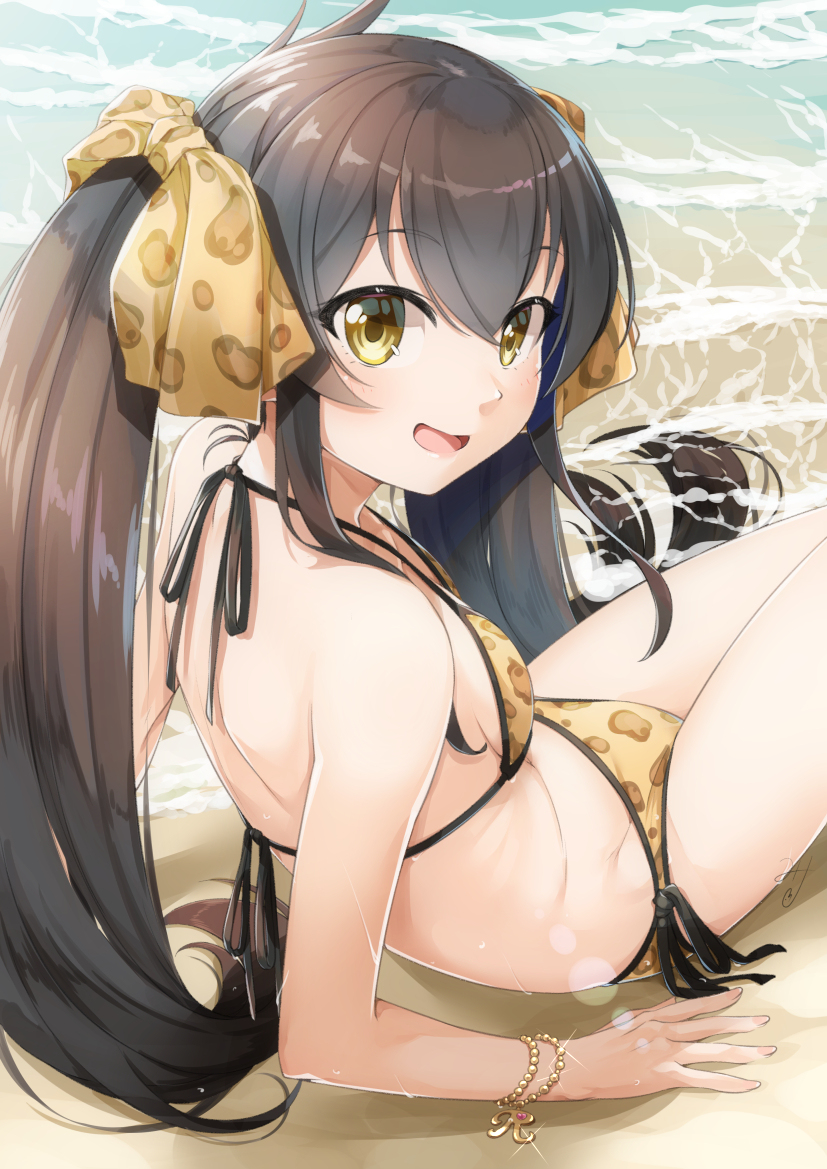 This is a pixiv picture whose title is 水着的場さん.