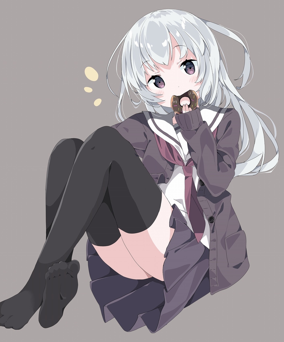This is a pixiv picture whose title is もぐもぐ.
