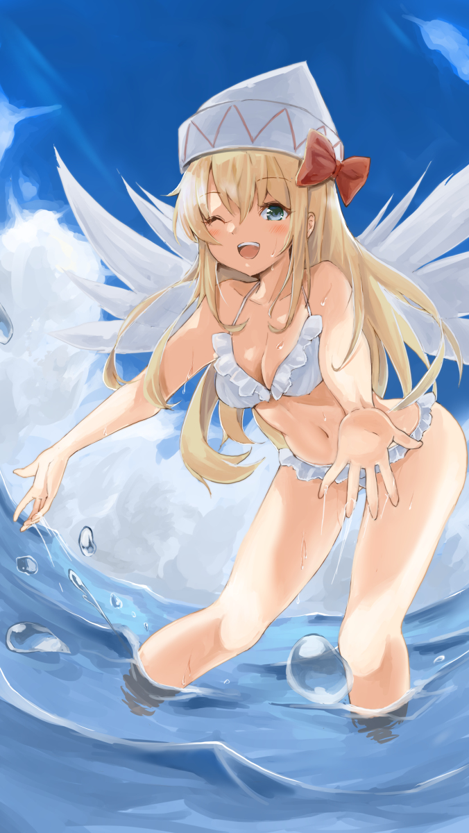 This is a pixiv picture whose title is 海ではしゃぐリリーホワイト.