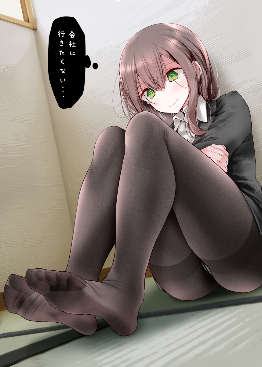 This is a pixiv picture whose title is 【新刊】OLちゃんだらける２.