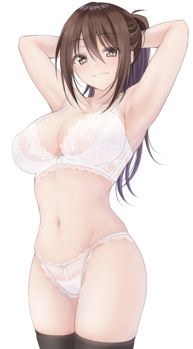 This is a pixiv picture whose title is 巨乳お姉さん.