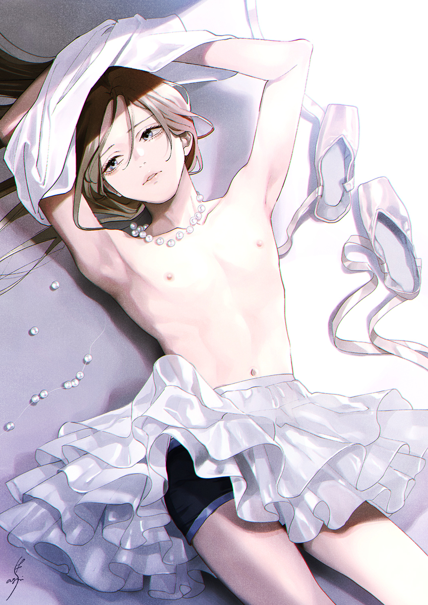 This is a pixiv picture whose title is "彼女"の秘密.