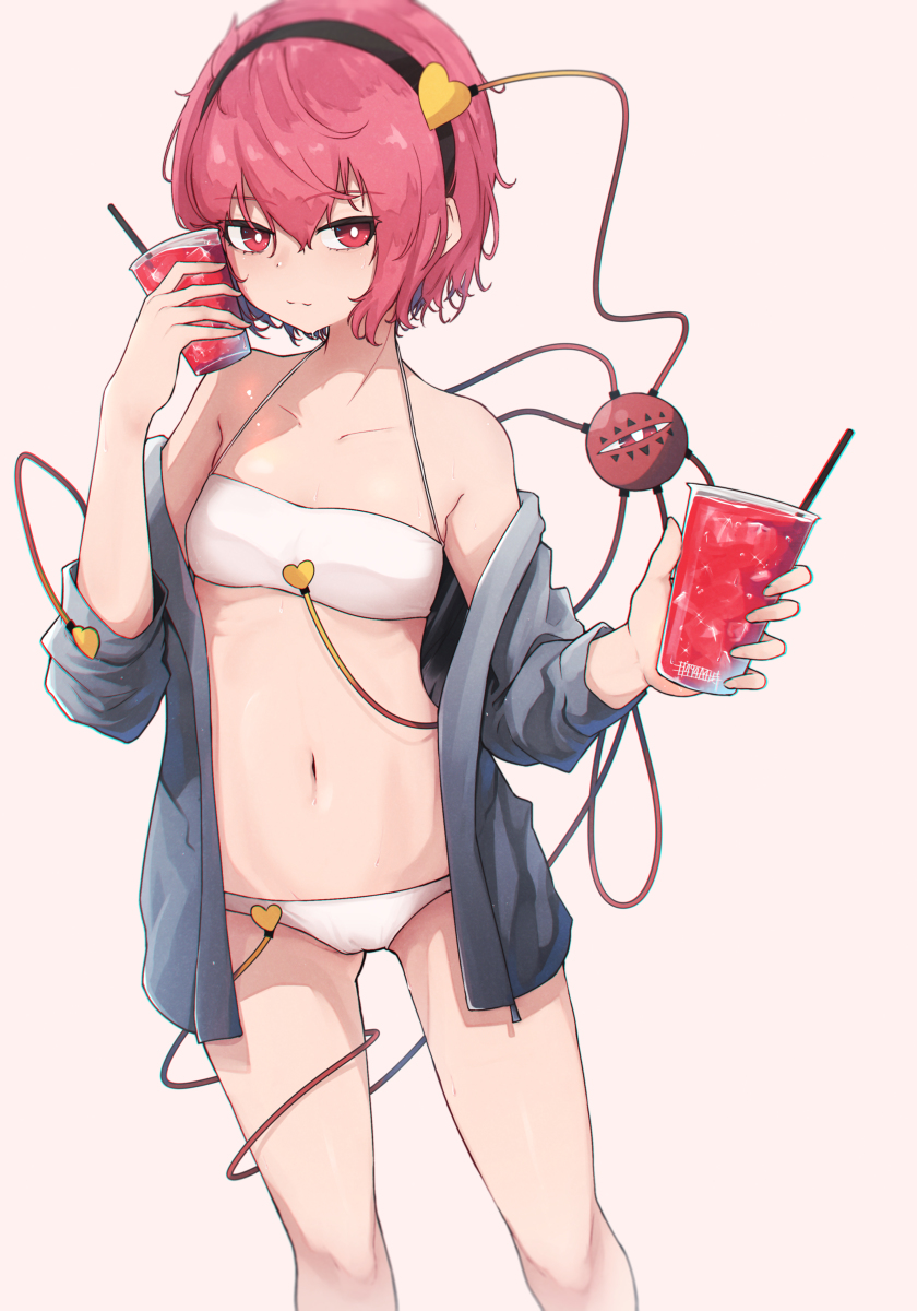 This is a pixiv picture whose title is 「飲む？」.