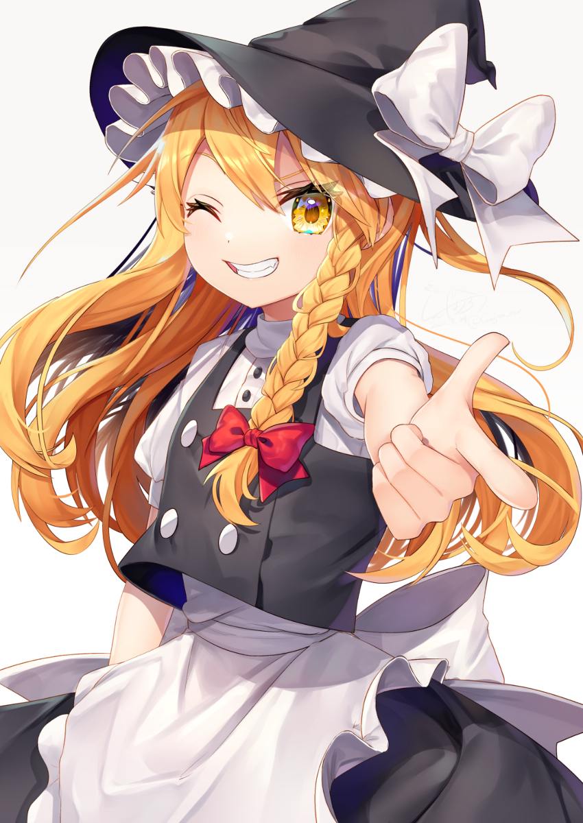 This is a pixiv picture whose title is 動くと撃つ.