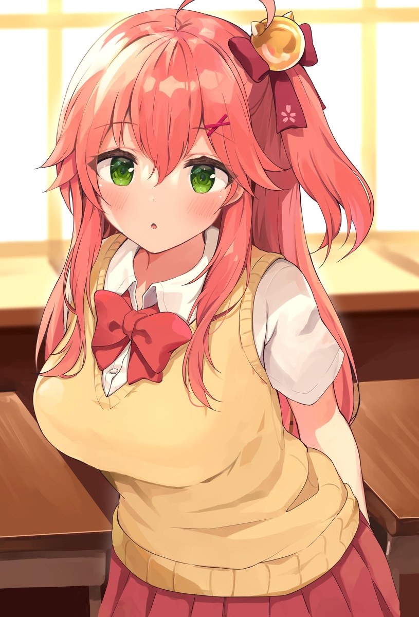 This is a pixiv picture whose title is 制服みこち.