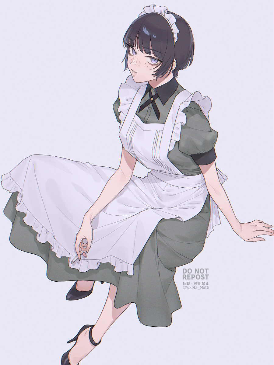 This is a pixiv picture whose title is 不機嫌メイド.
