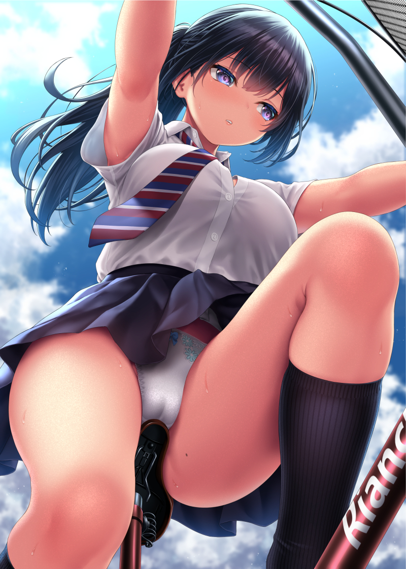 This is a pixiv picture whose title is 自転車JKさん.