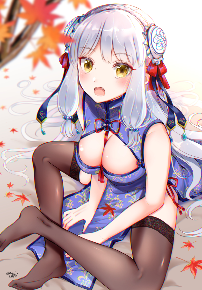 This is a pixiv picture whose title is 足癖のわるいチャイナちゃん.
