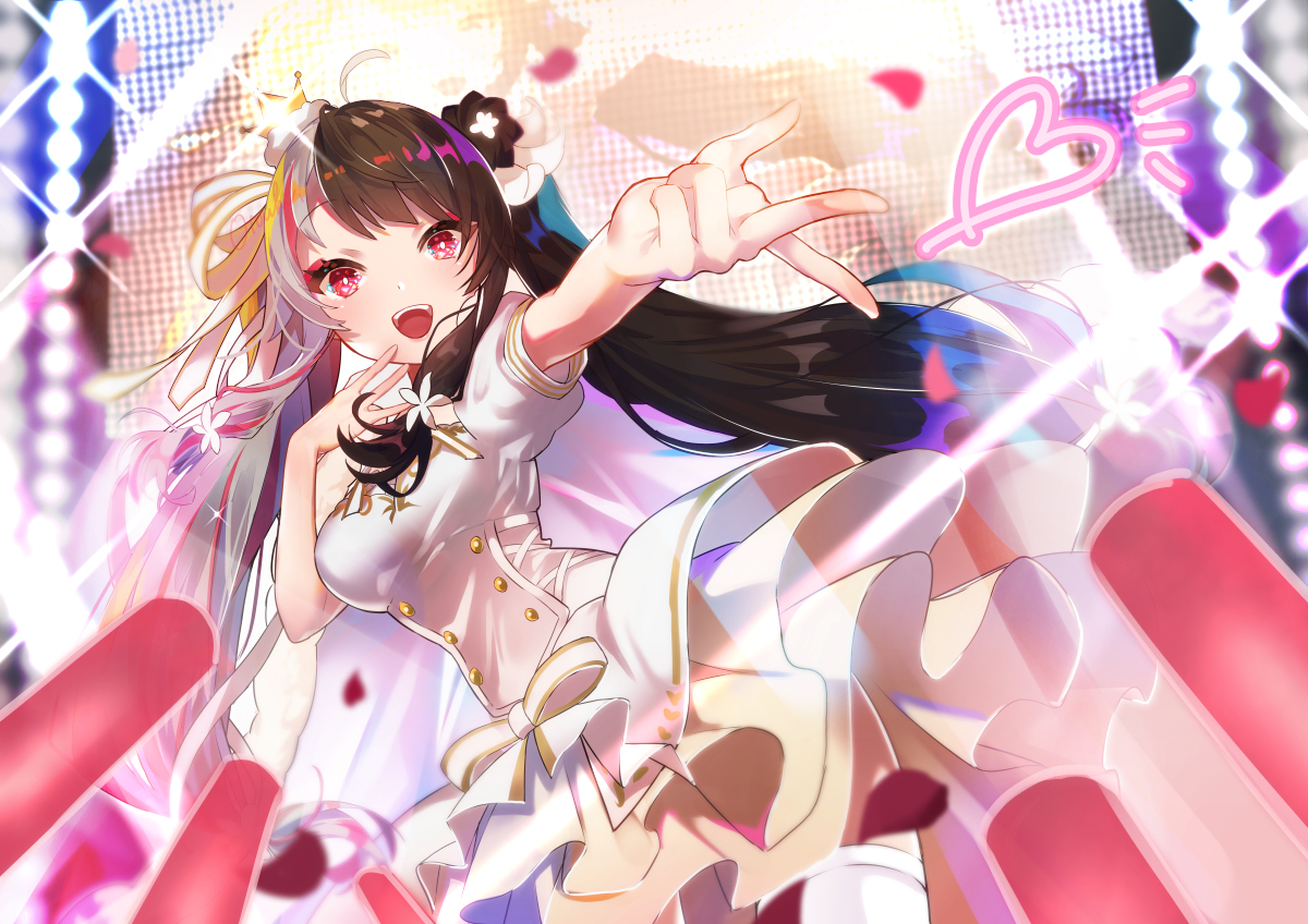 This is a pixiv picture whose title is 夜見れな.