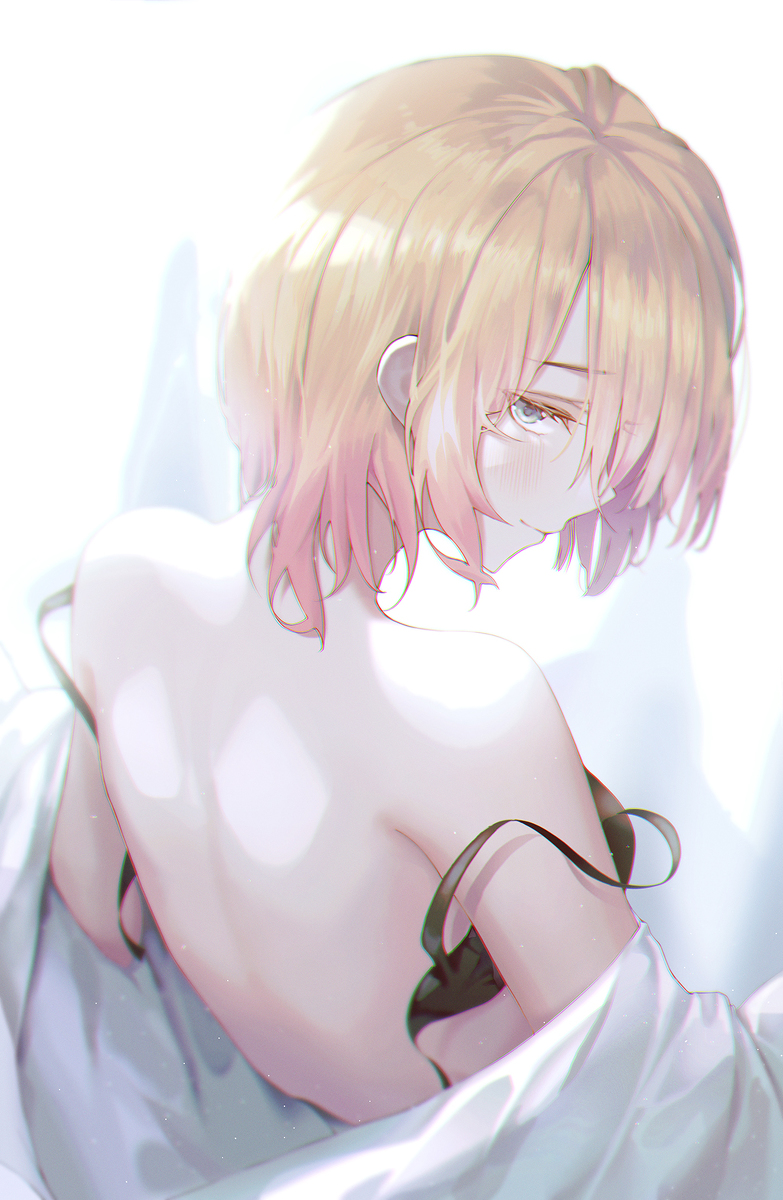 This is a pixiv picture whose title is 七海麻美.
