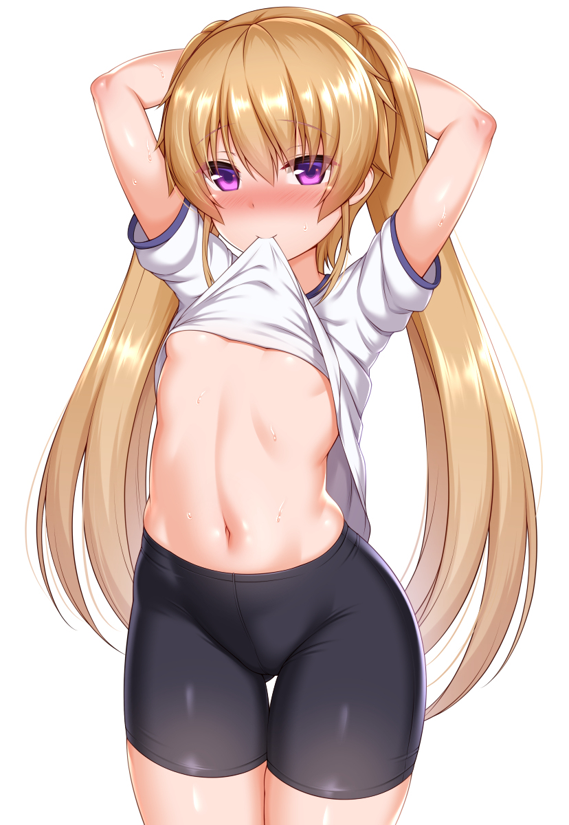 This is a pixiv picture whose title is お腹丸出しなスパッツ真白ちゃん.