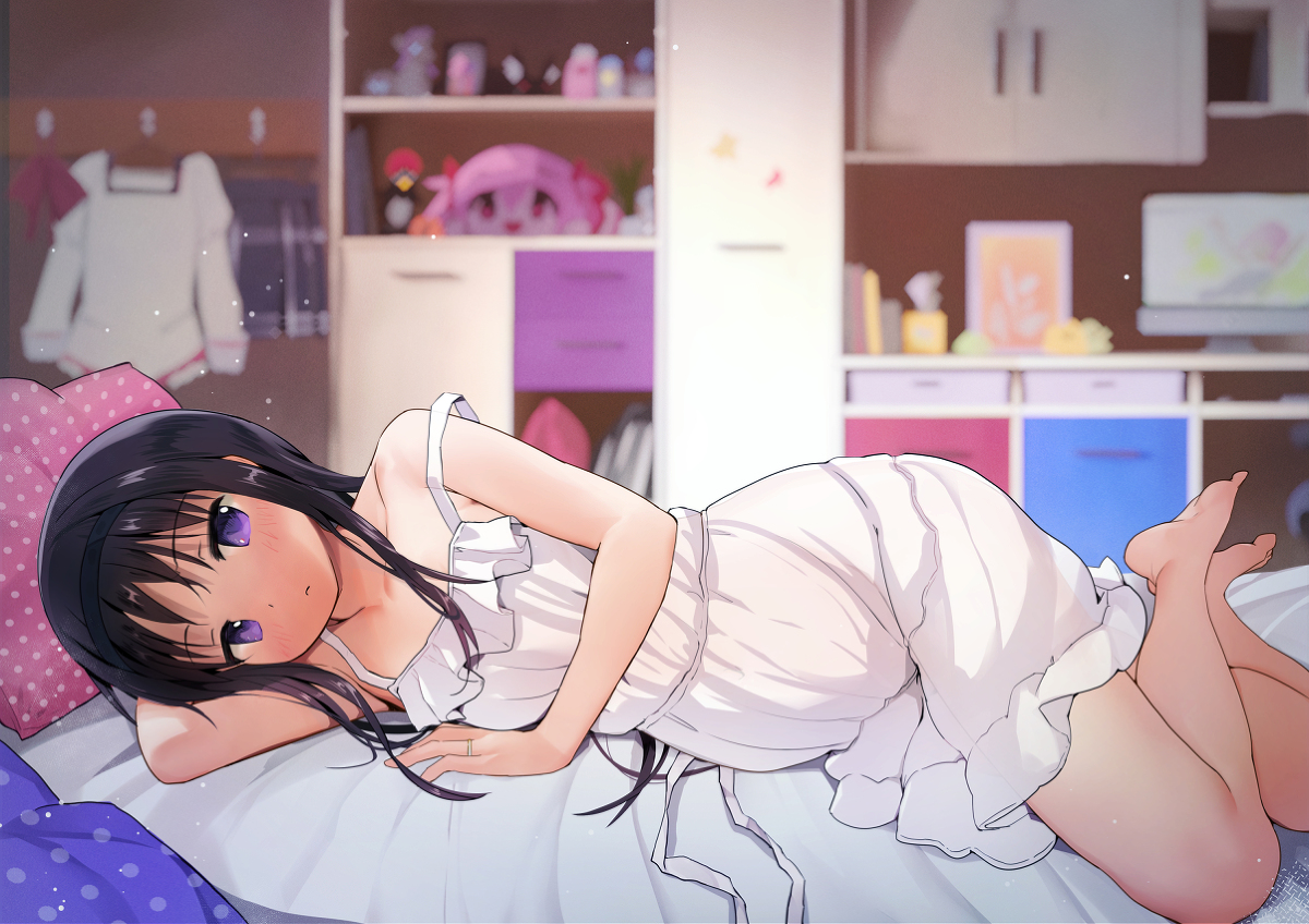 This is a pixiv picture whose title is 添い寝ほむら.