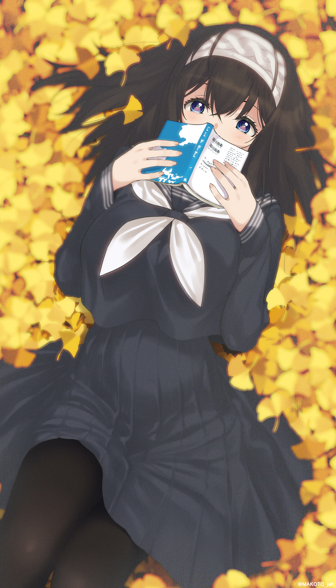 This is a pixiv picture whose title is 鷺沢文香.