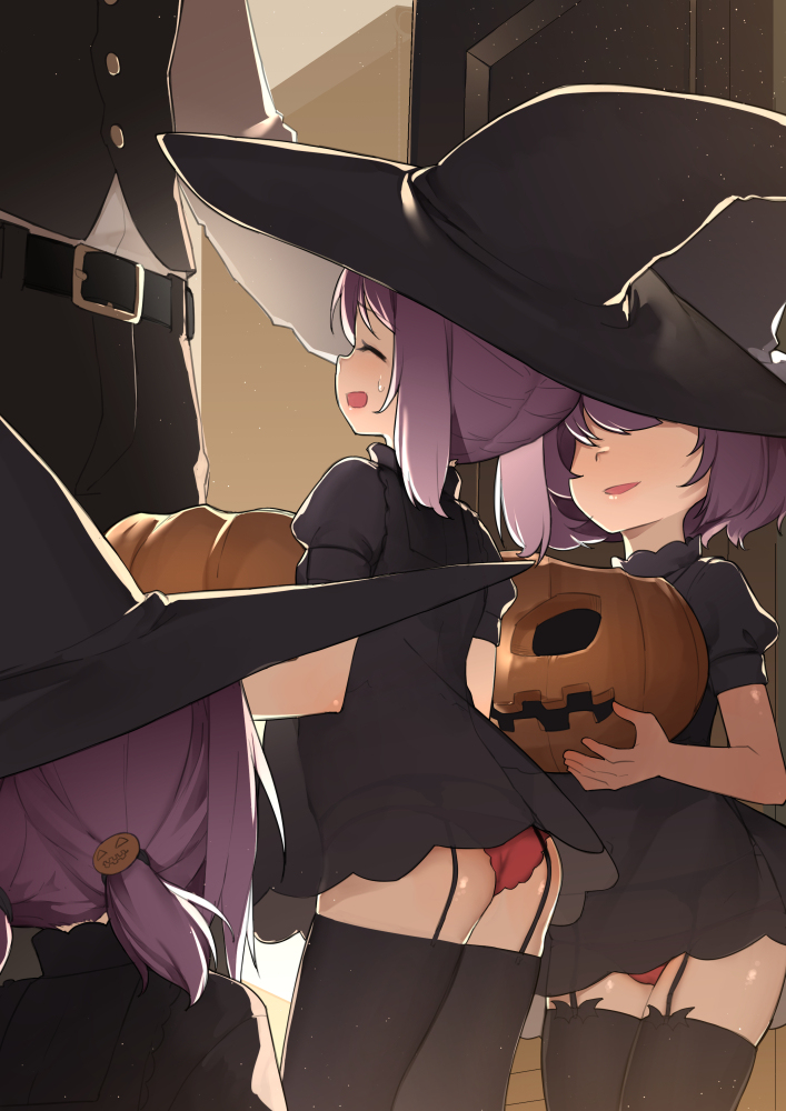 This is a pixiv picture whose title is TRICK  OR TREAT.