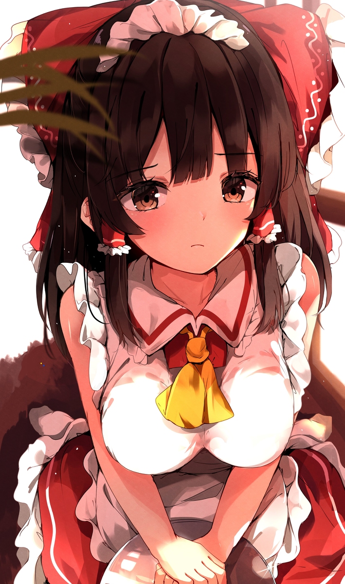 This is a pixiv picture whose title is メイド霊夢.