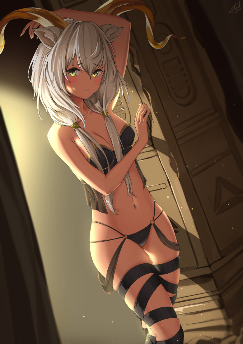 This is a pixiv picture whose title is Beeswax.