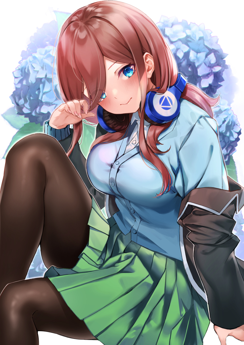 This is a pixiv picture whose title is 中野三玖.