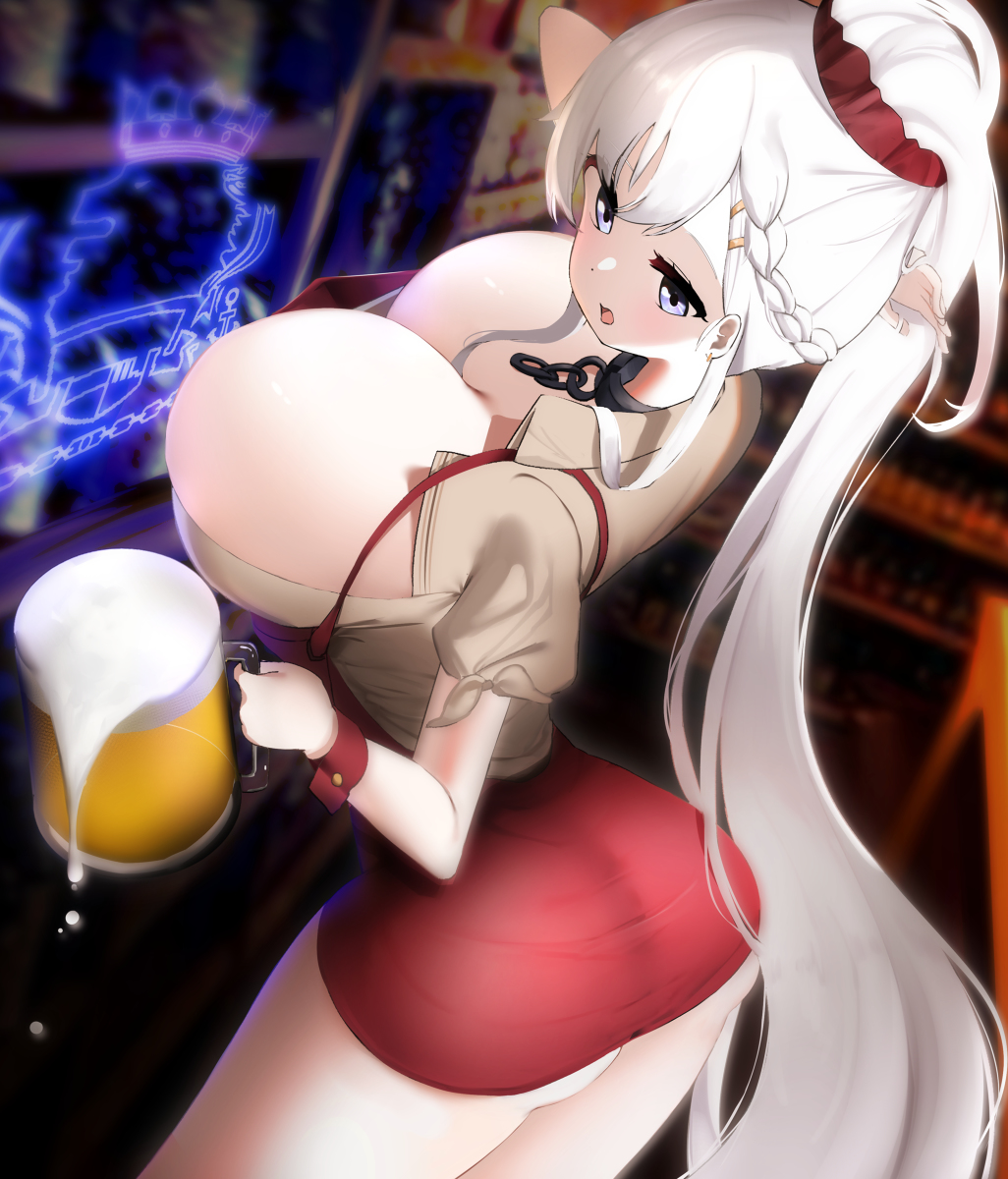 This is a pixiv picture whose title is デカ乳店長さん.