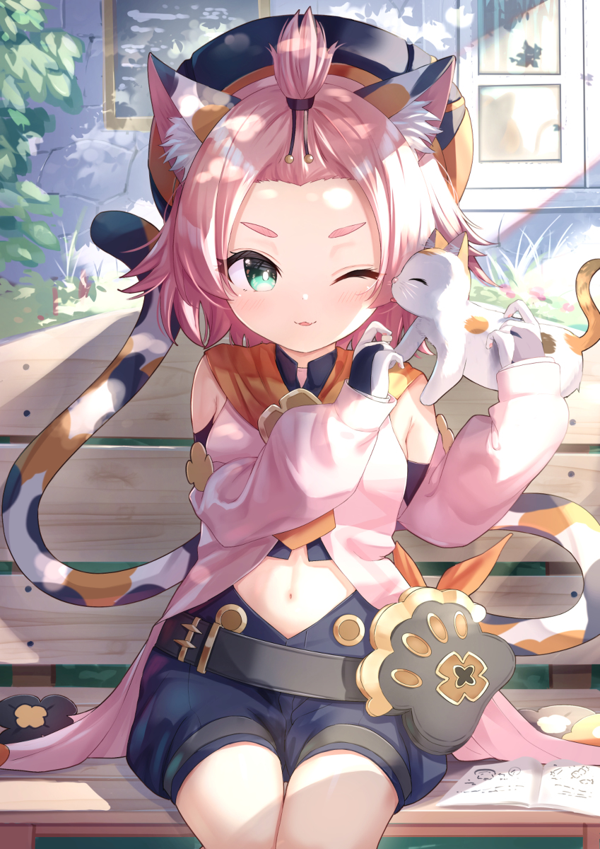 This is a pixiv picture whose title is 「くすぐったいにゃ」.