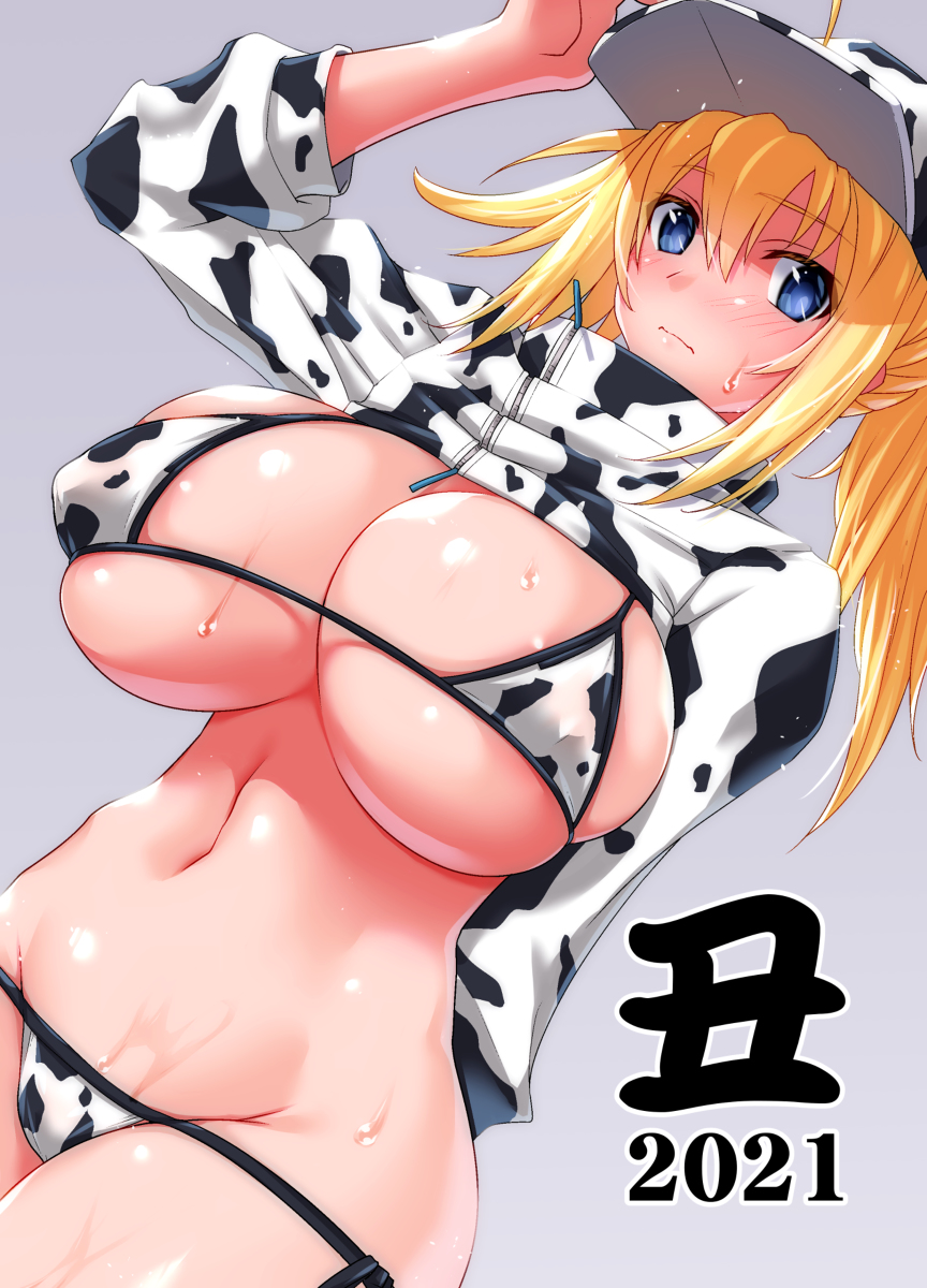 This is a pixiv picture whose title is 謎の牛柄ビキニXX.