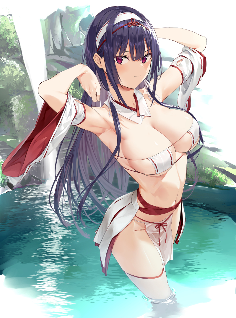 This is a pixiv picture whose title is 巫女風コス.