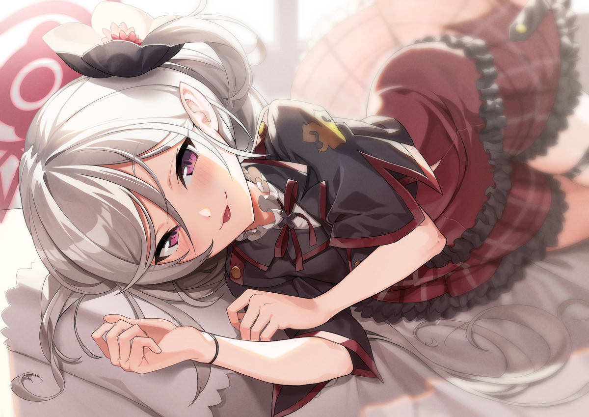 This is a pixiv picture whose title is くふふっ♪先生の寝顔、ぶっちゃいく～♪♪.