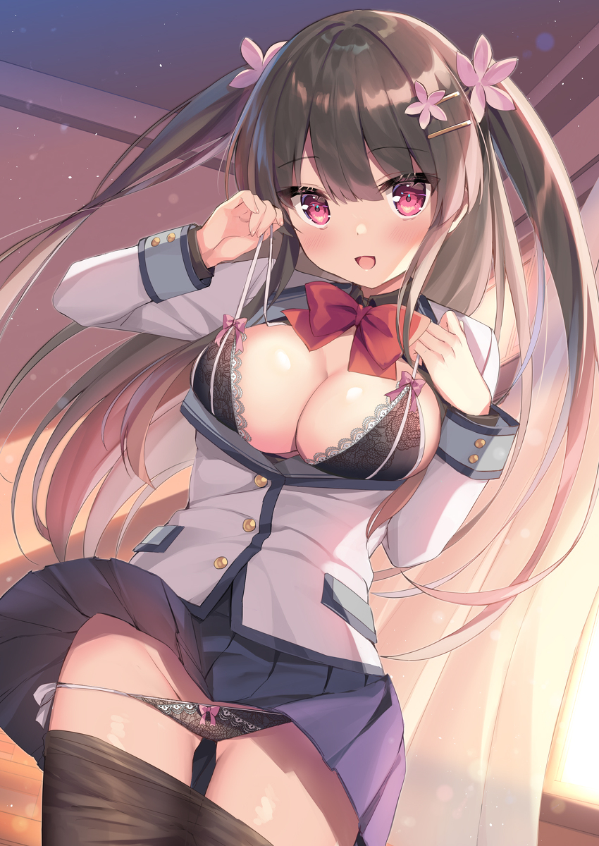 This is a pixiv picture whose title is 「気になるの？♡」.