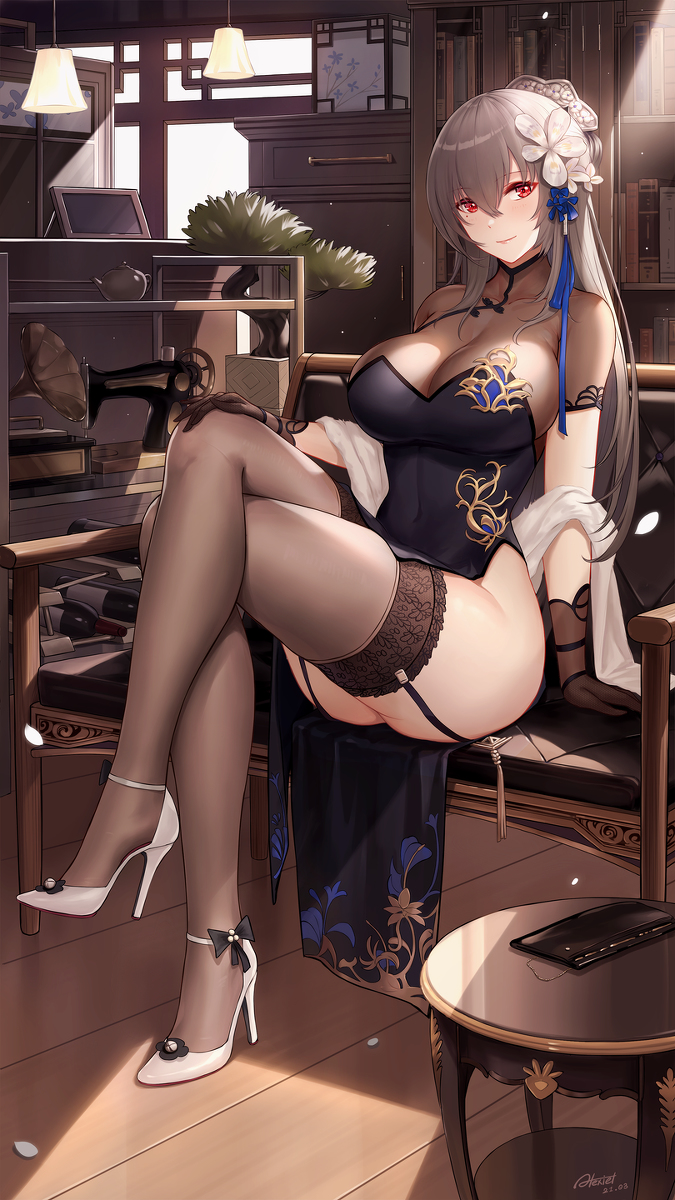 This is a pixiv picture whose title is 指揮官、ご自重を...しないで！.