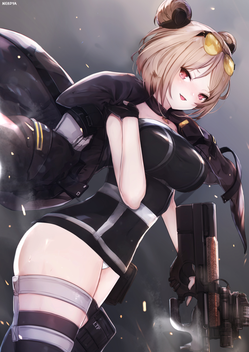 This is a pixiv picture whose title is P90.
