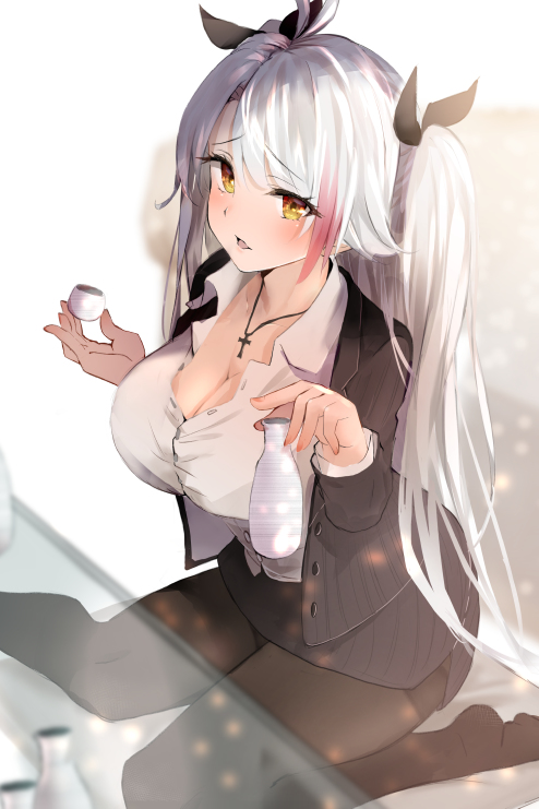 This is a pixiv picture whose title is プリンツ・オイゲン.