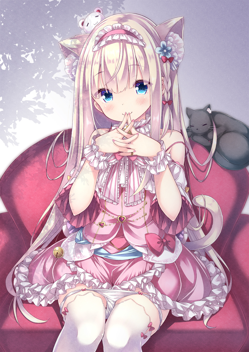 This is a pixiv picture whose title is とてもあまそうなろりねこちゃん。.