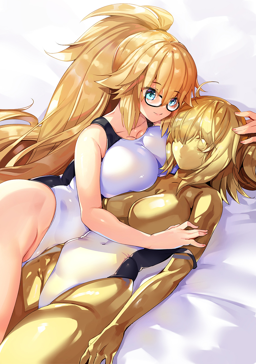 This is a pixiv picture whose title is 黄金化したぐだ子ちゃんと彼女を愛でる水着ジャンヌ.