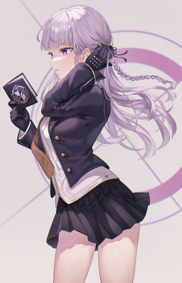 This is a pixiv picture whose title is 探偵.