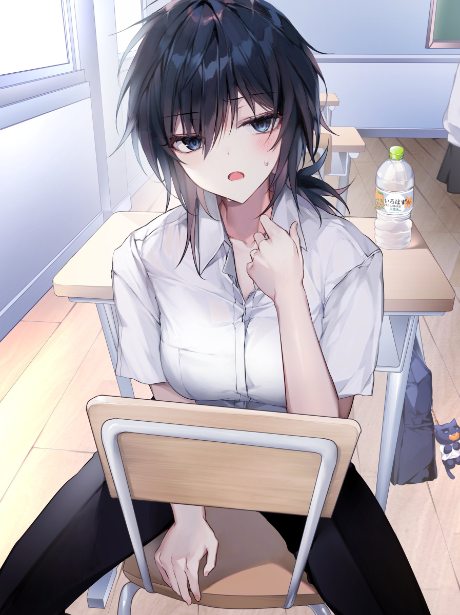 This is a pixiv picture whose title is 「最近暑くなったな... 今週末にボクと海とか行かない？」.