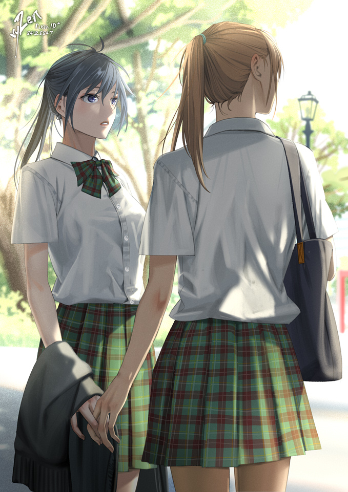 This is a pixiv picture whose title is 🤞.