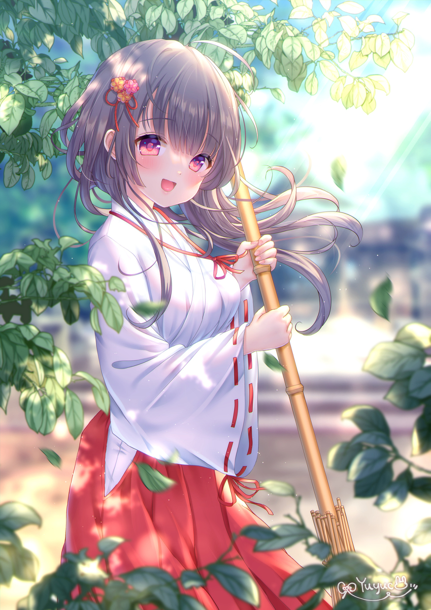 This is a pixiv picture whose title is お掃除中🍃🧹☀️.